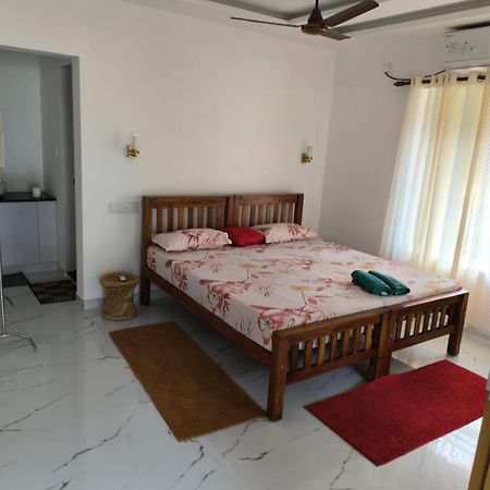 Marari Anna Beach Homestay Mararikulam Bagian luar foto