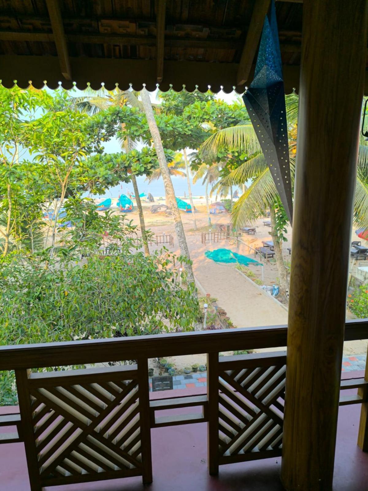 Marari Anna Beach Homestay Mararikulam Bagian luar foto