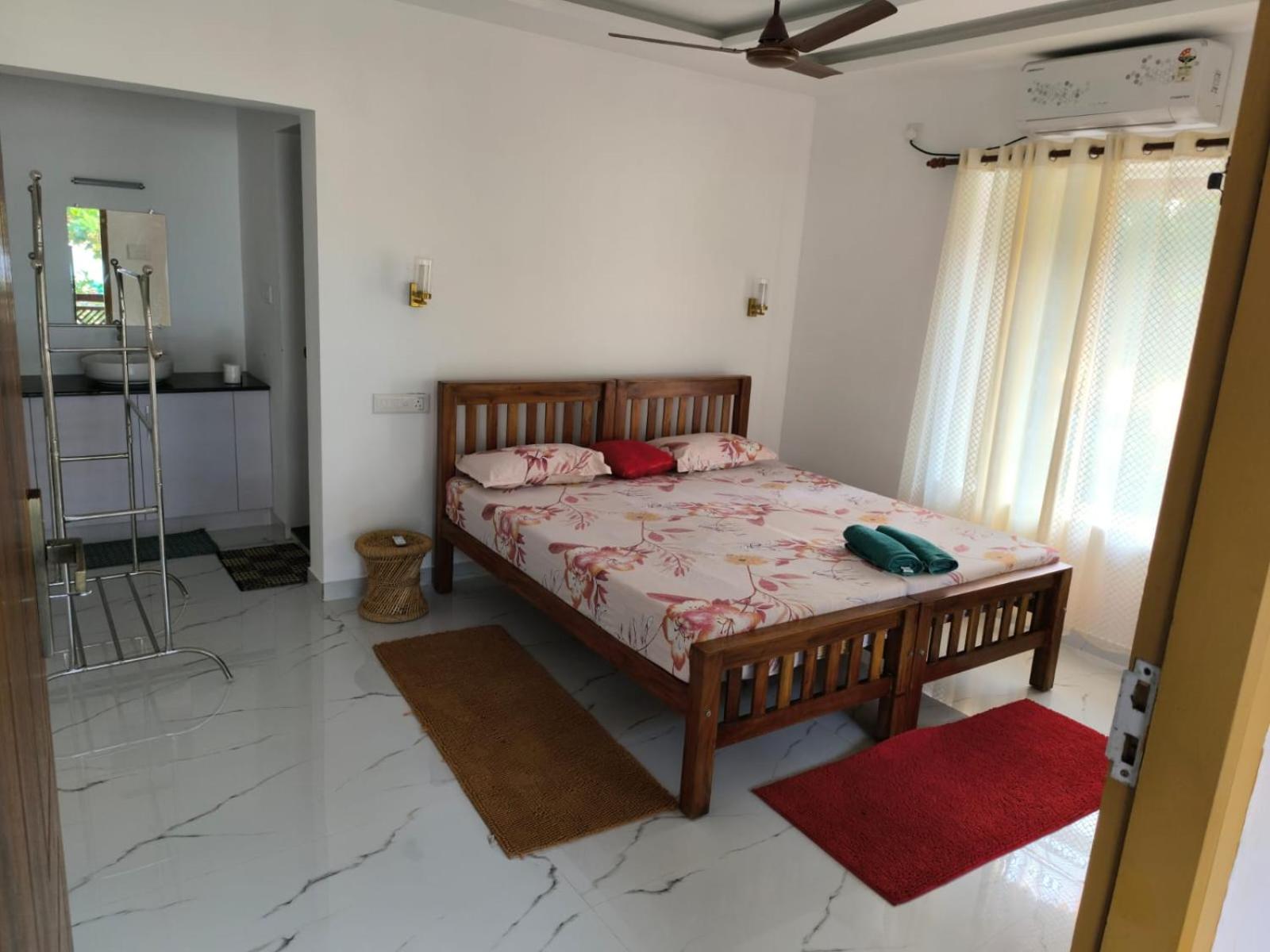 Marari Anna Beach Homestay Mararikulam Bagian luar foto