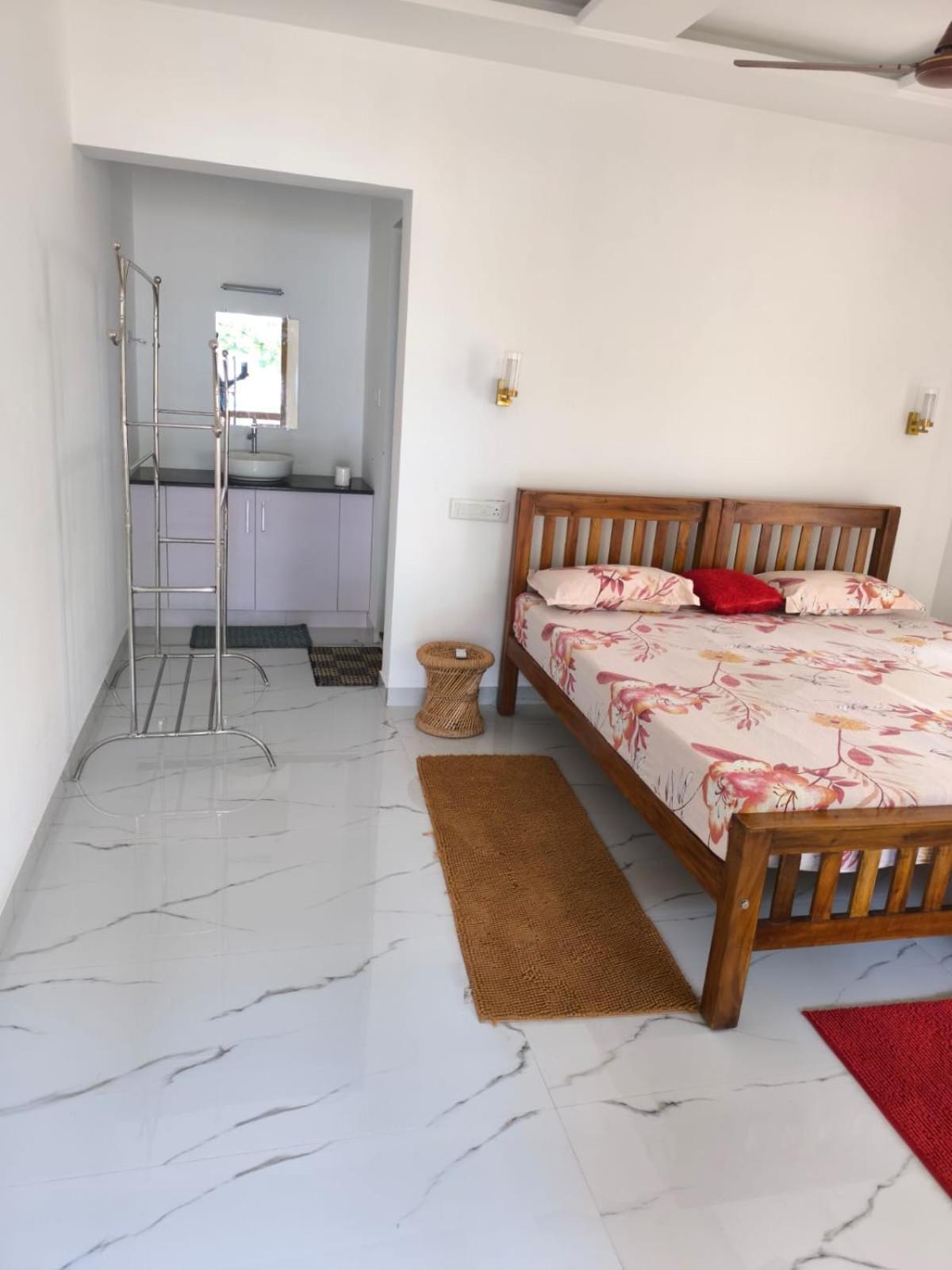 Marari Anna Beach Homestay Mararikulam Bagian luar foto